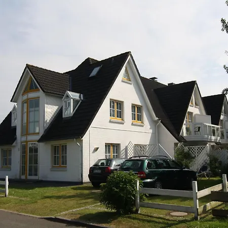 Appartement Gemuetliche Mit Terrasse In St Peter-ording