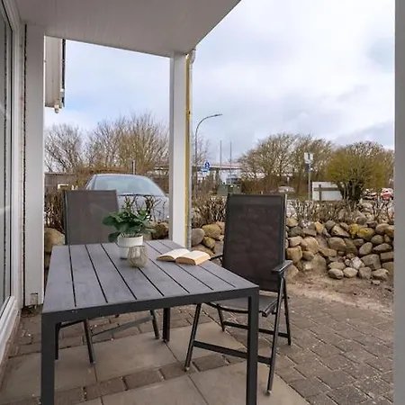 Gemuetliche Mit Terrasse In St Peter-ording Appartement *
